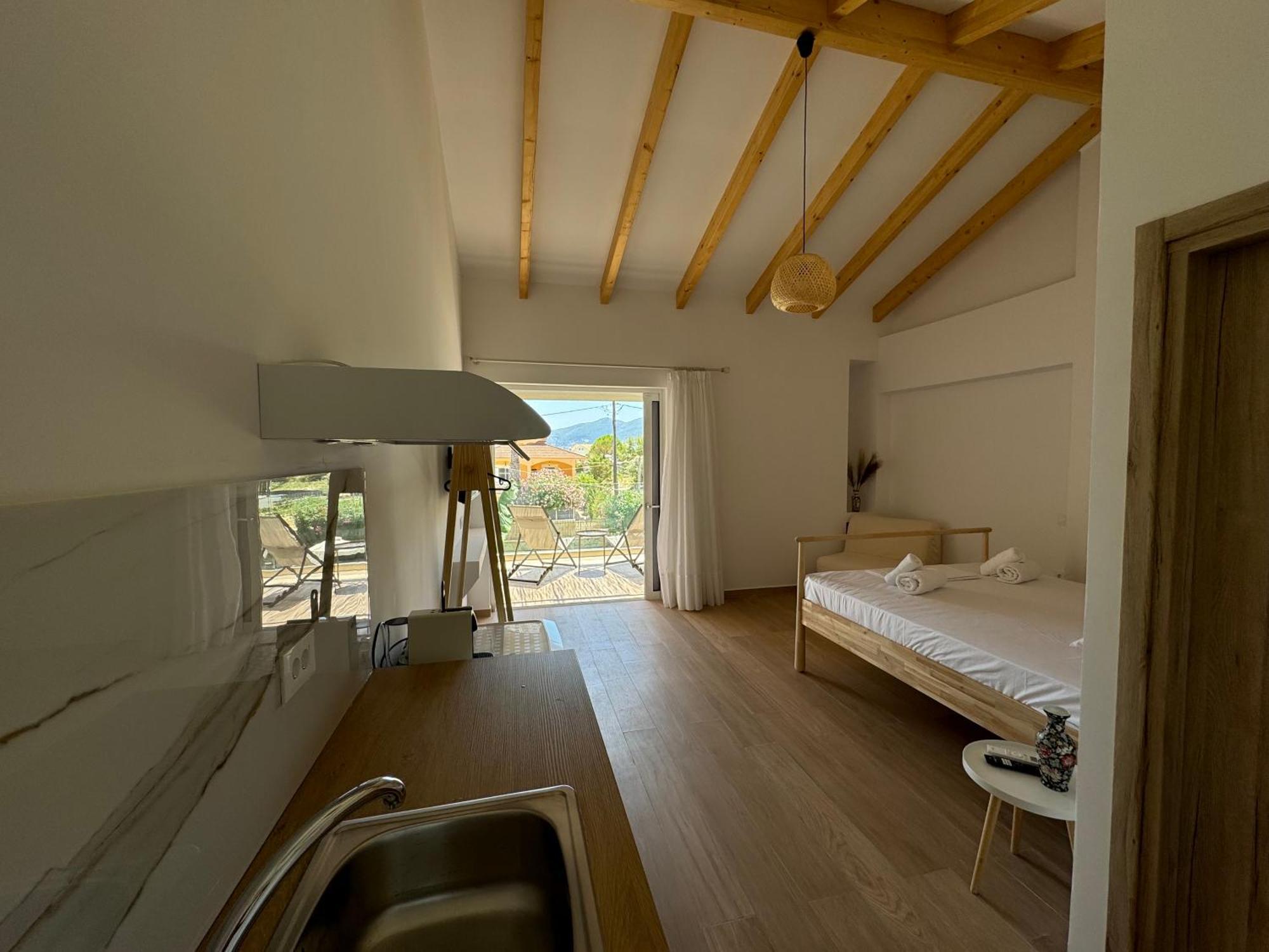 Nikludin Suites & Studios Laganas Exteriér fotografie